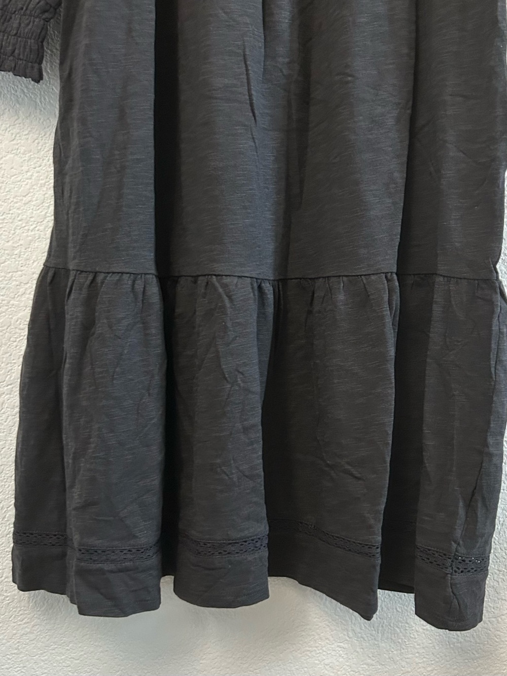Denim & Co. Canyon Retreat Easy Midi Tiered Dress Washed Black Long Sleeve - Picture 8 of 16